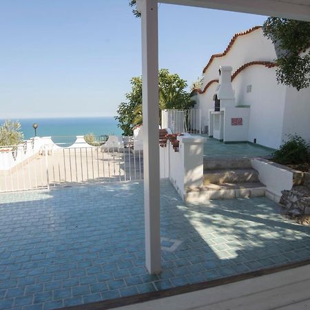 Residence Montelci Mattinata Rum bild